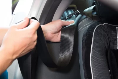 How to properly install a car seat in your car